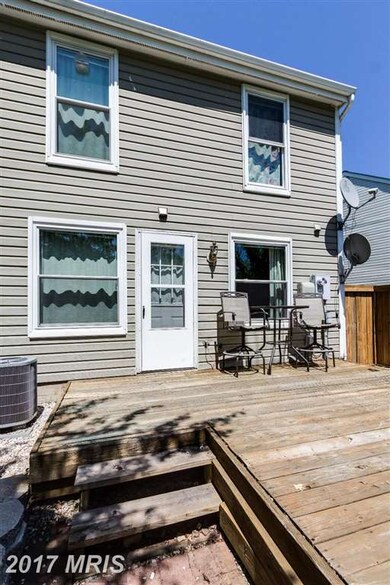 22384 Stablehouse Dr, Sterling, VA 20164 - photo 5