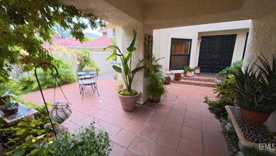 5513 Muirfield Dr, Bakersfield, CA 93306 - photo 5