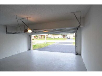 Parking Lot/Garage
