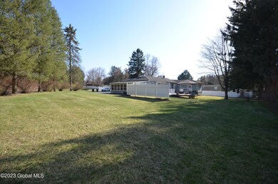 28 Nancy Dr, Troy, NY 12180 - photo 7