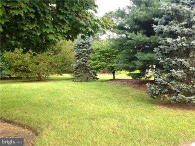 2228 Green Meadow Dr, Atco, NJ 08004 - photo 4