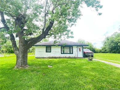 2228 E Prien Lake Rd, Lake Charles, LA 70601 - photo 4