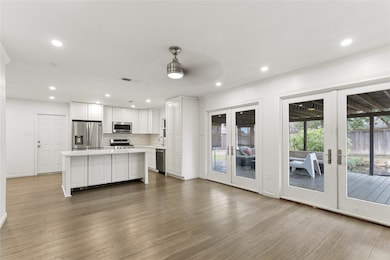 636 Dumont Dr, Richardson, TX 75080 - photo 3