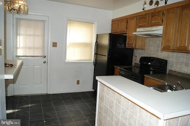 837 N Central Ave, Baltimore, MD 21202 - photo 4