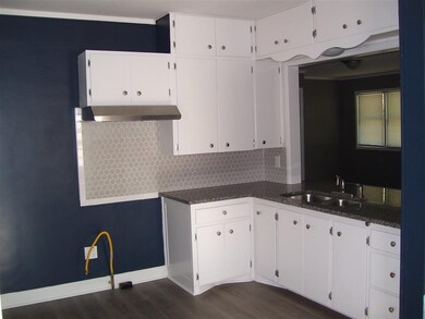 2323 W Broadway Ave, Enid, OK 73703 - photo 7