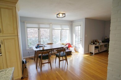 307 Winchester St unit C, Newton Highlands, MA 02461 - photo 3