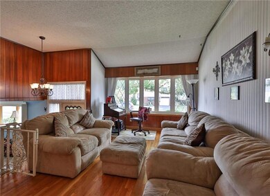 1594 Rudolph Dr, Bethlehem, PA 18018 - photo 6