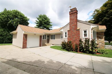 176 Gentian Ave, Providence, RI 02908 - photo 3