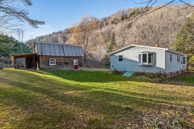 31 Beacon Hill, Chelsea, VT 05038 - photo 2