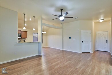 335 Foxtrot Ln, Abilene, TX 79602 - photo 5