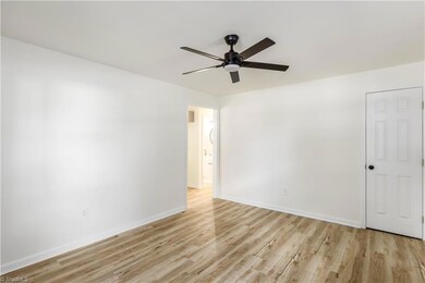 304 Windley St, High Point, NC 27260 - photo 4