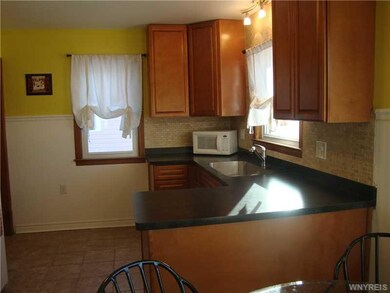 Kitchen. Updated Kitchen - Spotless - Move in read
