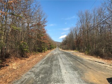 11 Dewdrop road frontage and Dewdrop Drive view