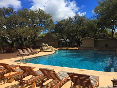 190 N Contour Dr, Canyon Lake, TX 78070 - photo 7