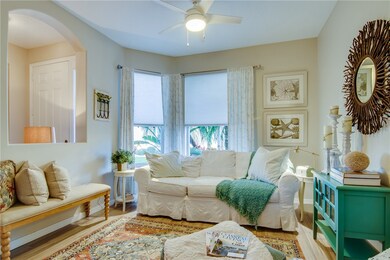 Sitting or formal dining room.