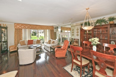 226 Oakview Ave, Oceanside, NY 11572 - photo 7