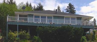 WRAP AROUND DECK