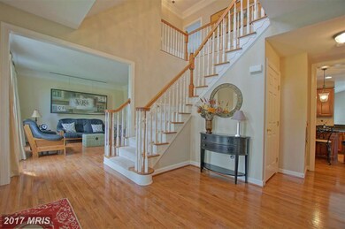 21976 Crested Quail Dr, Ashburn, VA 20148 - photo 2