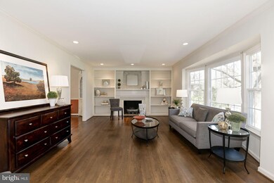 1011 Potomac Ln, Alexandria, VA 22308 - photo 3