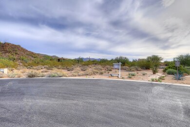 004_Ladera_Circle_Front