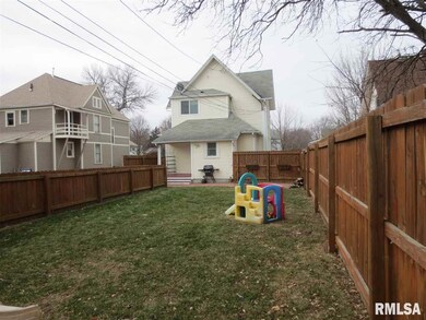2031 Farnam St, Davenport, IA 52803 - photo 3