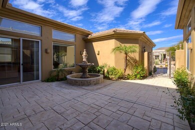 02-Courtyard
