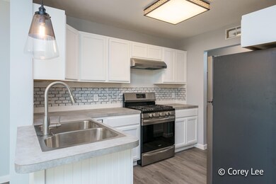 2844 Dawes Ave-16