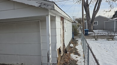 12811 S Elizabeth St, Calumet Park, IL 60827 - photo 6