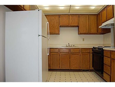 2910 Cheryl St, Eugene, OR 97408 - photo 4