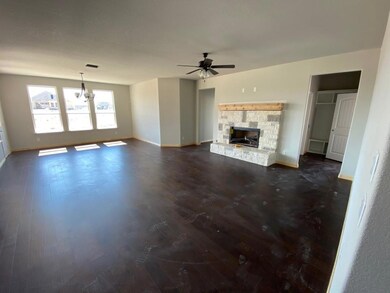 6016 Embercrest Dr, Weatherford, TX 76085 - photo 2