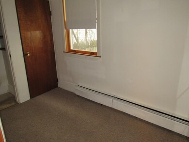 8 Montgomery St, Lawrence, MA 01841 - photo 7