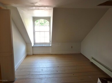 51 Race St, Jim Thorpe, PA 18229 - photo 6