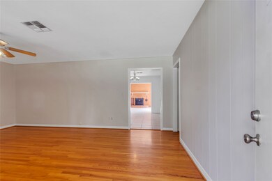 1209 Lawrence St, Rosenberg, TX 77471 - photo 4