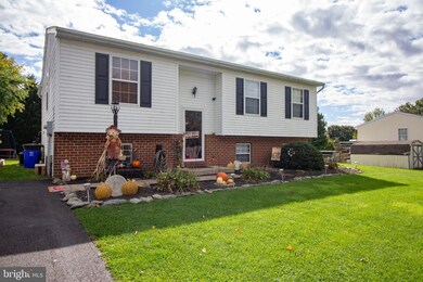 87 Cypress Point Rd, Felton, PA 17322 - photo 2