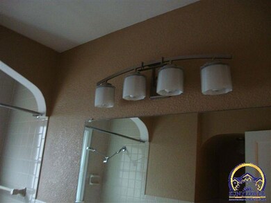 1911 SW Webster Ave, Topeka, KS 66604 - photo 7