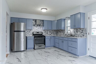 7121 Sky Blue Ave-06905