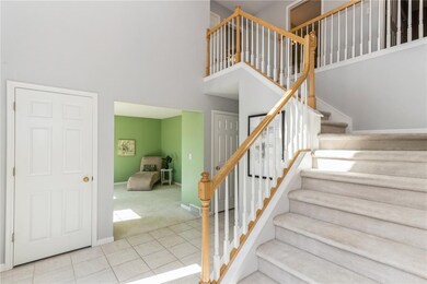 4222 Roxbury Dr NW, Cedar Rapids, IA 52405 - photo 3