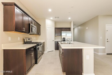 003-photo-kitchen-13182582