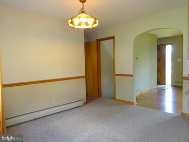 396 Town Dr, Greencastle, PA 17225 - photo 5