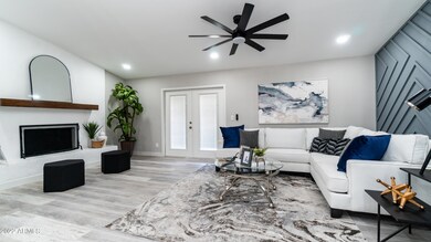 101 W Wagoner-12
