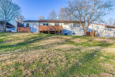 3037 Lyme St, Saint Charles, MO 63301 - photo 5