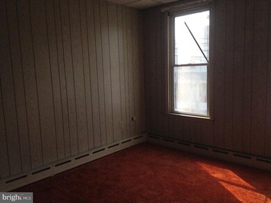 109 E Hancock St, Saint Clair, PA 17970 - photo 3