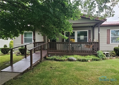 209 Taylor Dr, West Unity, OH 43570 - photo 6