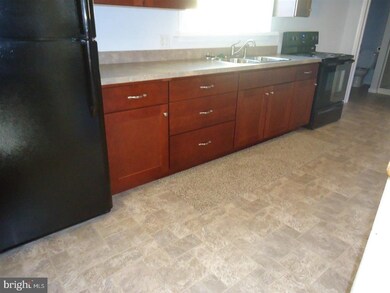 136 W State St unit 2A, Hamburg, PA 19526 - photo 4