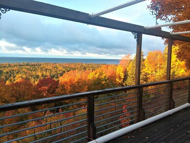 Beautiful! Ajoins state land