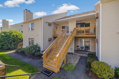 112 Beard Dr unit 112, New Milford, CT 06776 - photo 2