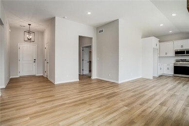 22430 S Jefferson St, Spring Hill, KS 66083 - photo 7