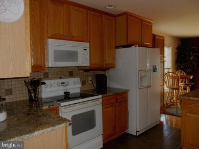 314 Rose Ann Dr, Chambersburg, PA 17201 - photo 4