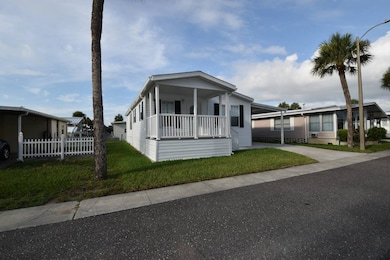 331 Trinidad Ln, Largo, FL 33770 - photo 2