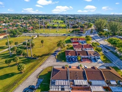 7539 NW 173rd Terrace, Hialeah, FL 33015 - photo 4